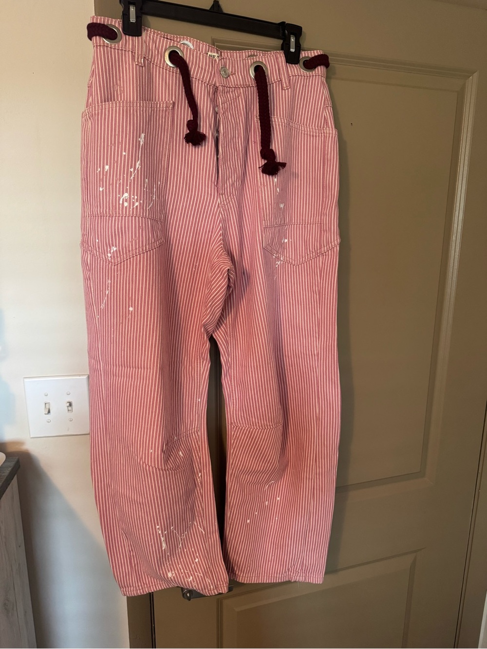 We The Free Pink and White Striped barrel jeans. Size 28